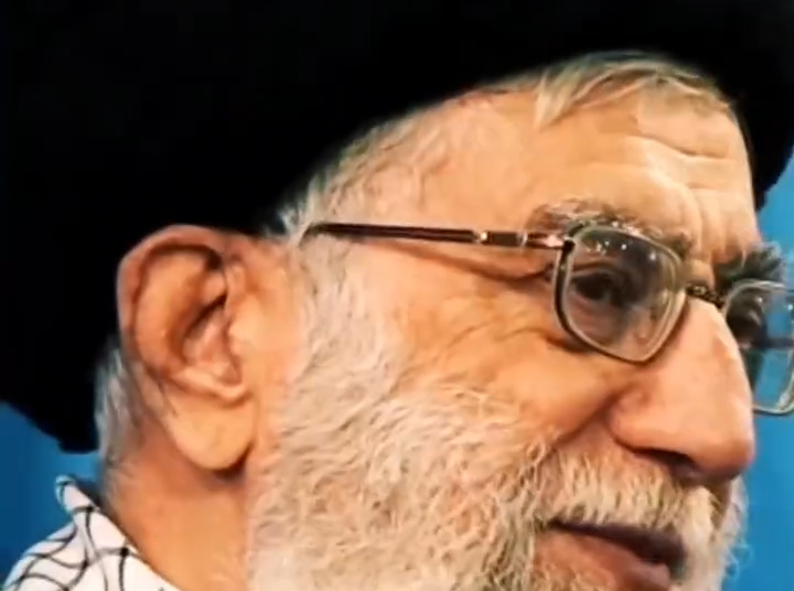 رهبر معظم انقلاب و سرداران رشید اسلام به امام شهیدشان پیوستند.